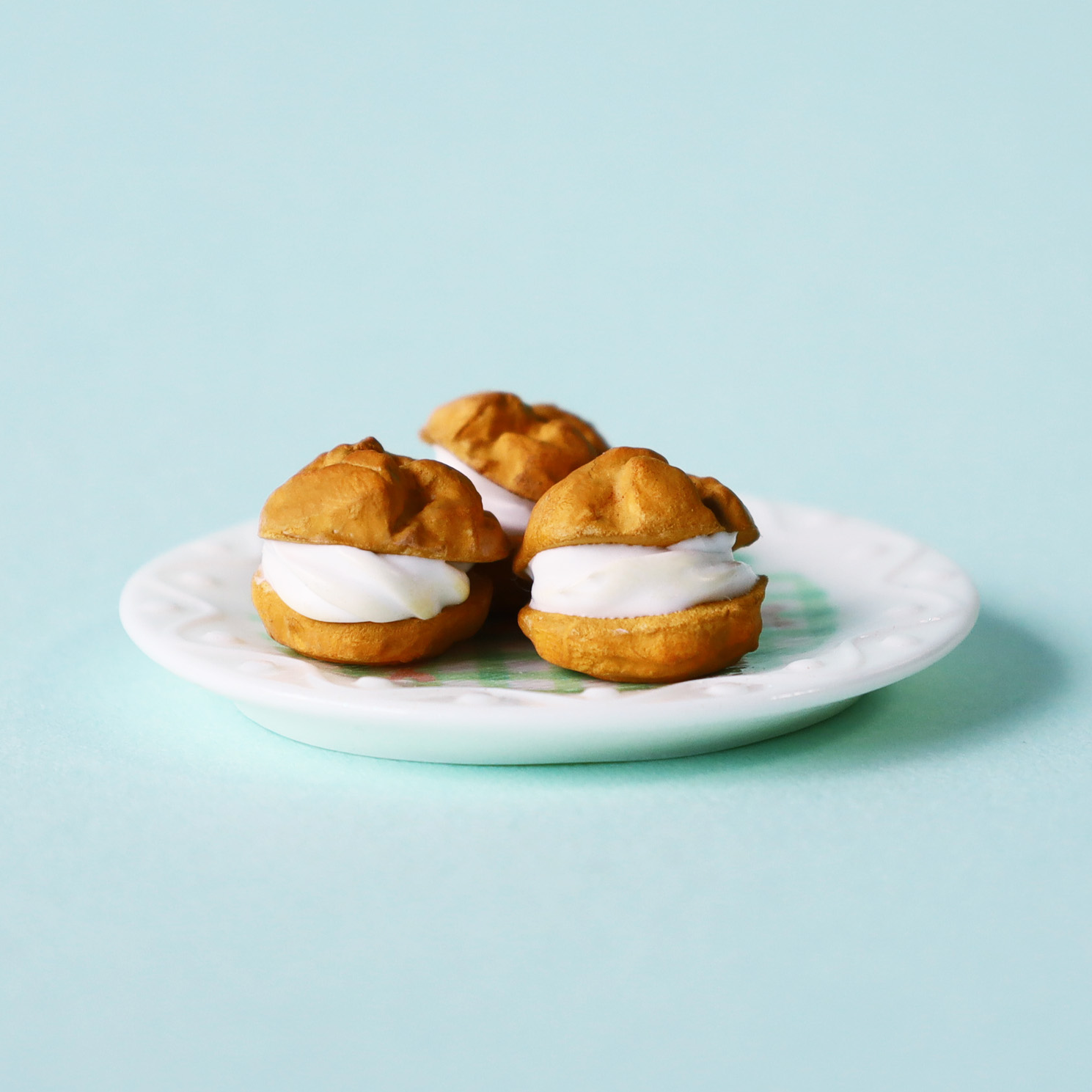 シュークリームのミニチュア